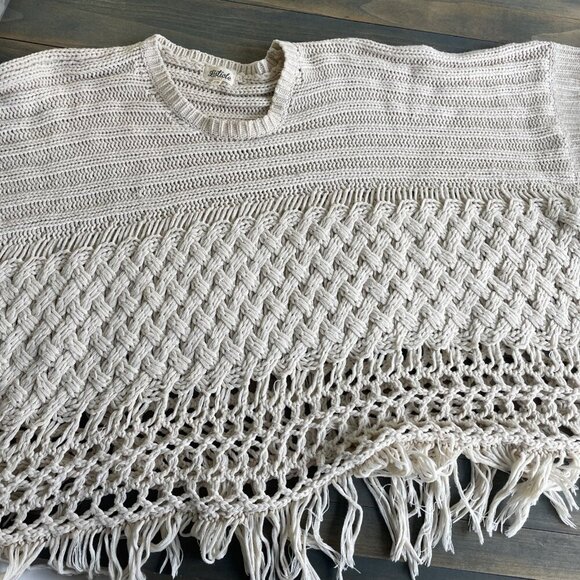 Listicle Creme Cable Knit Loose Fit Poncho Sweater w/ Cute Boho Fringe S/M (Z7) - Picture 1 of 9
